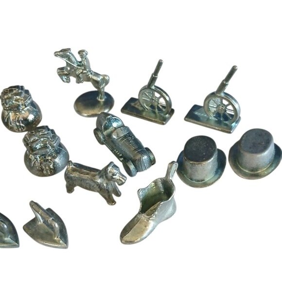 Monopoly Board Game Pieces Lot of 15 Replacement Parts Tokens Toy 2 Money Bag - Picture 3 of 3